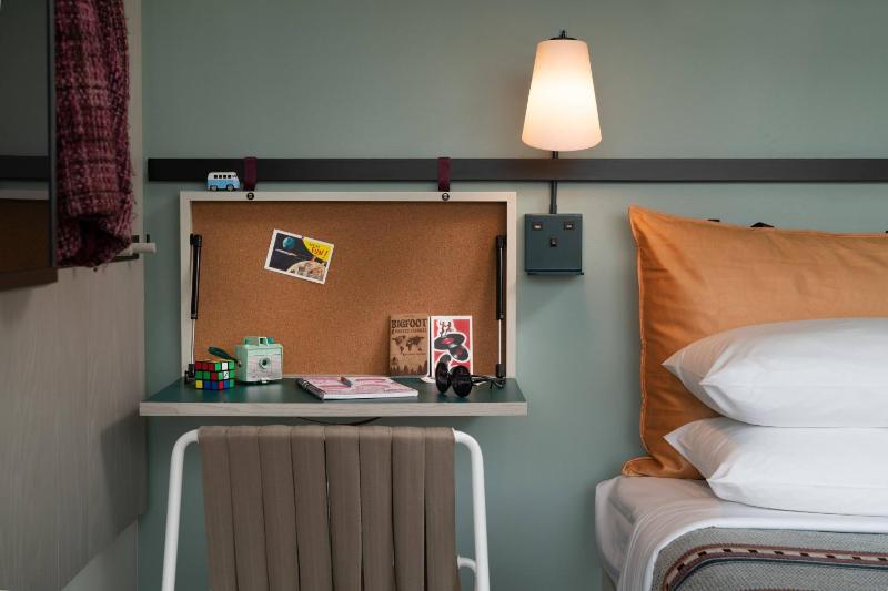 Moxy Portland Downtown - image 6
