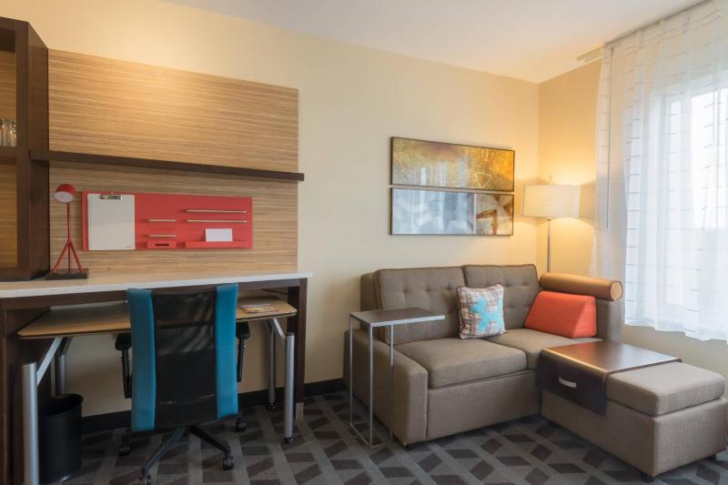 King Studio with Sofa Bed and City View image 1