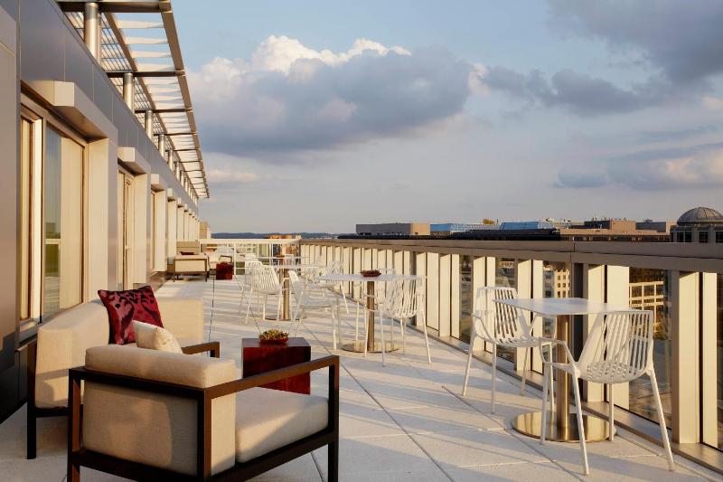 King Room Club Level image 2
