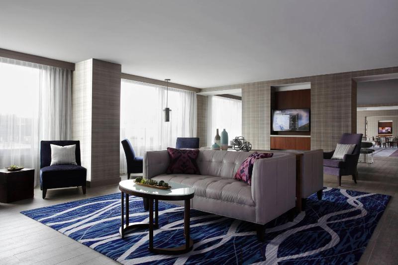 King Room Club Level image 4