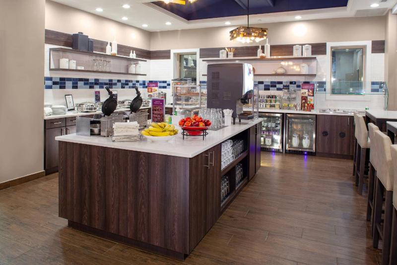 Residence Inn by Marriott Virginia Beach Oceanfront - image 4