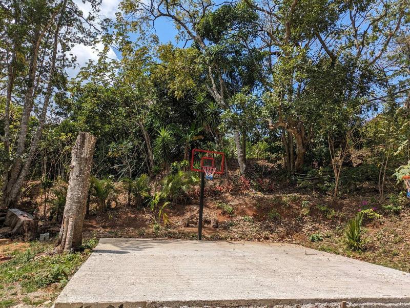 Fully furnished lodge with hot tub and pool - Alto Castillo - image 10