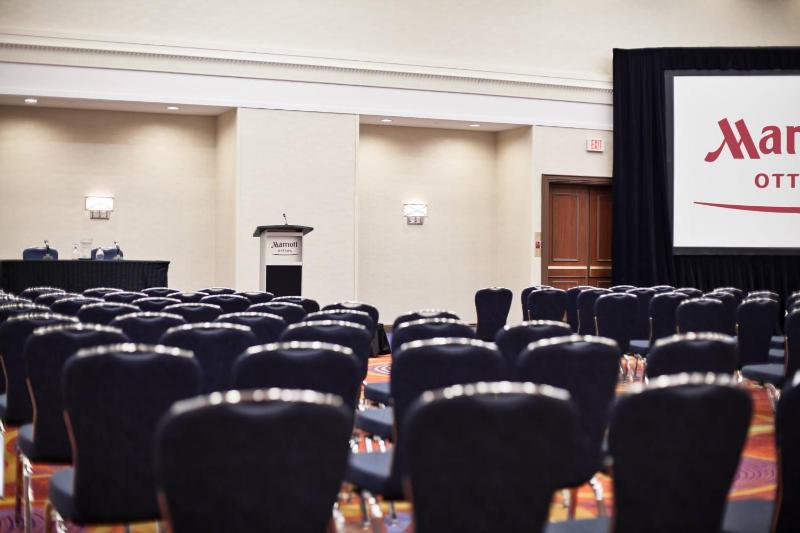Ottawa Marriott Hotel - image 8