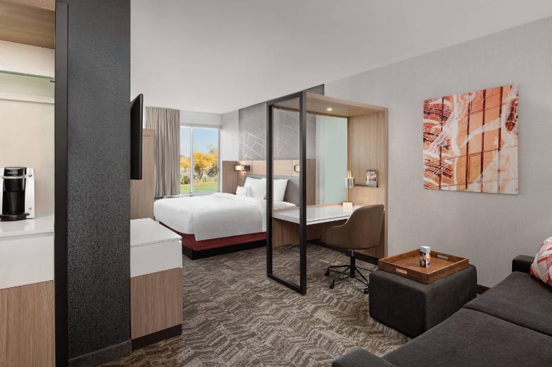 Studio Suite, 1 King, Trundle bed image 1