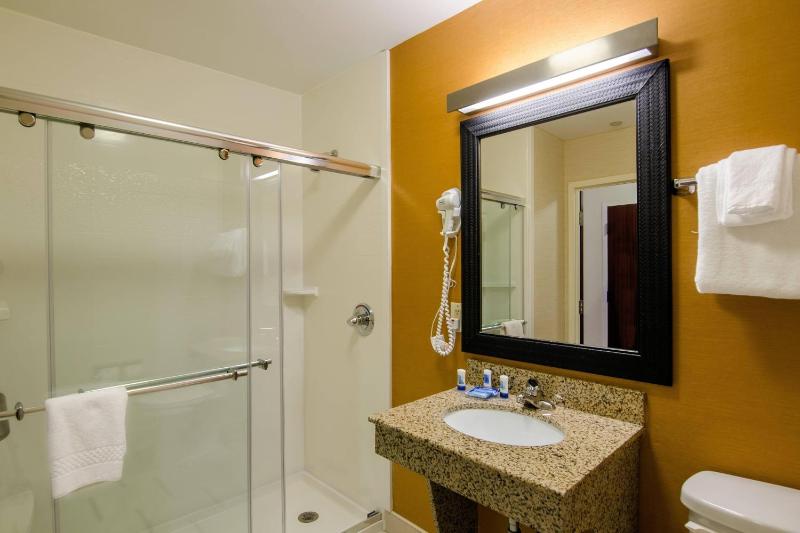 King Room image 4