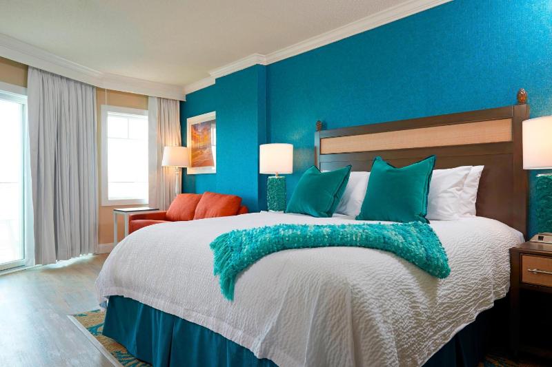 Junior King Suite image 2
