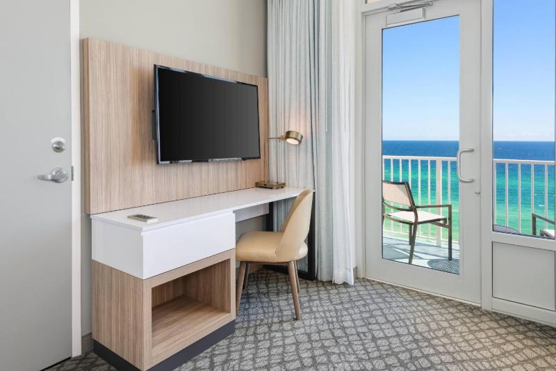Suite, 1 King, Sofa bed, Gulf view, Balcony image 3