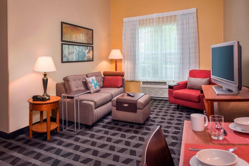Two-Bedroom Suite image 1