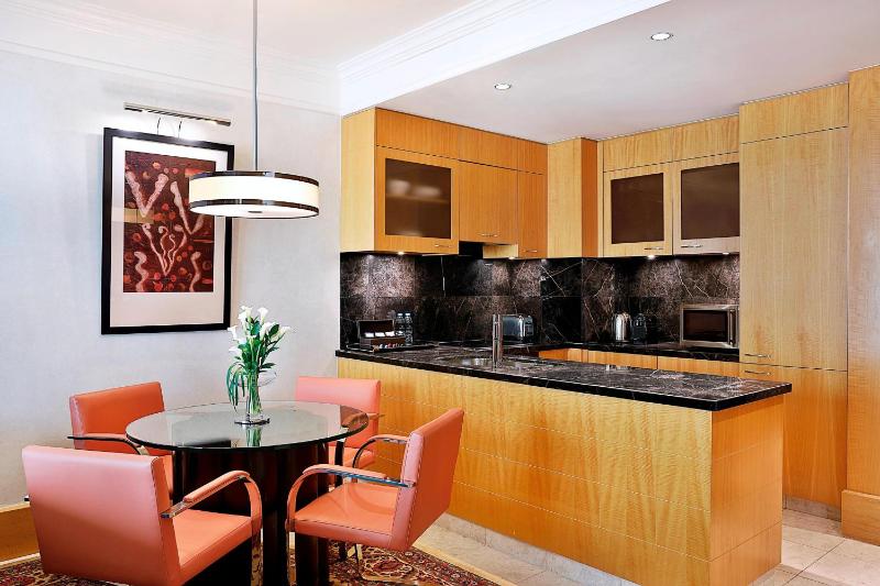 One-Bedroom Apartment image 3
