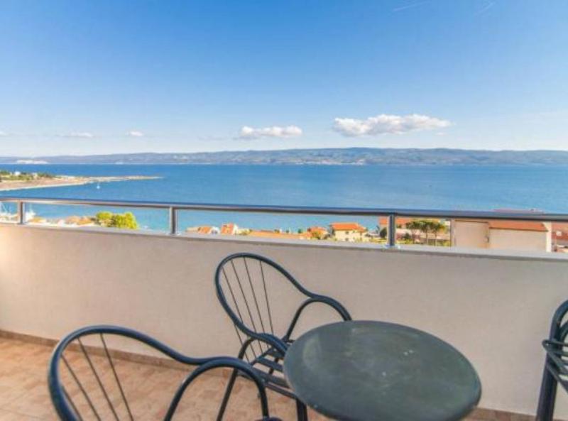 Apartmani Cihorich - Studio Apartment - image 9