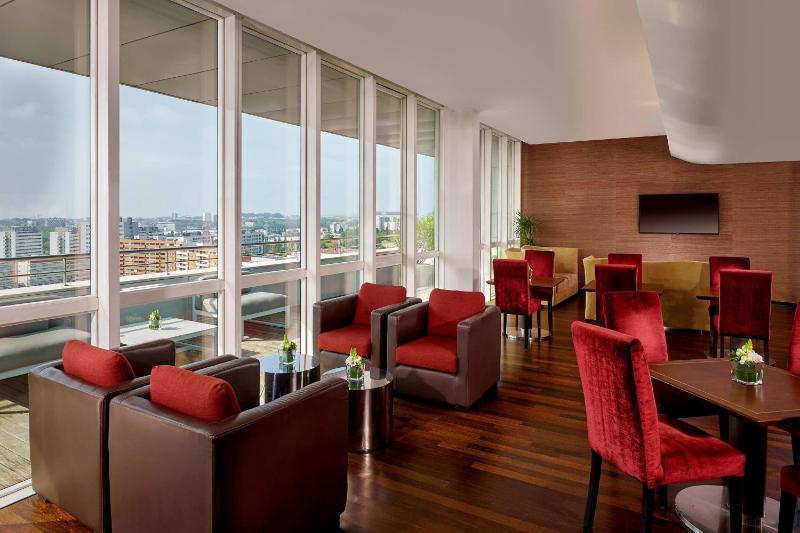 Sheraton Porto Hotel & Spa - image 28