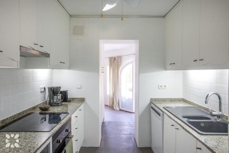 Villa Buena Vida by Abahana Villas - image 27