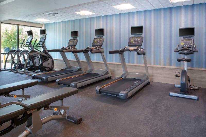 Residence Inn by Marriott Virginia Beach Town Center - image 12