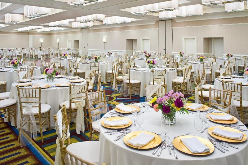 Sheraton Virginia Beach Oceanfront Hotel - image 46