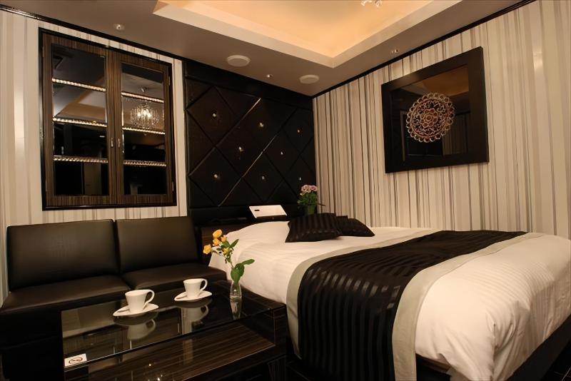HOTEL Shuffle - image 16