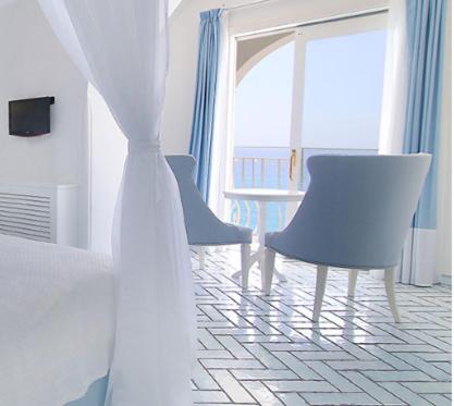 Suite with Private Pool image 2