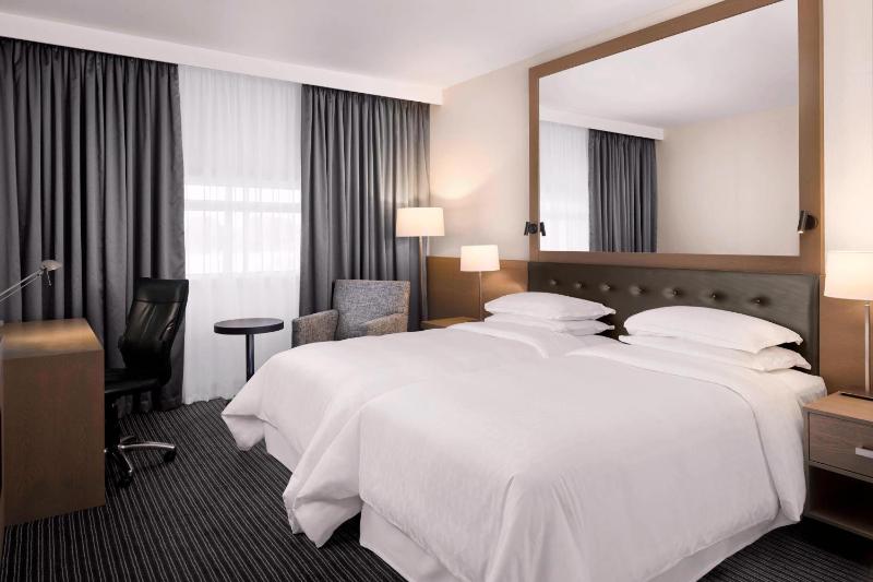 Deluxe Room, Guest room, 2 Twin/Single Bed(s) image 1