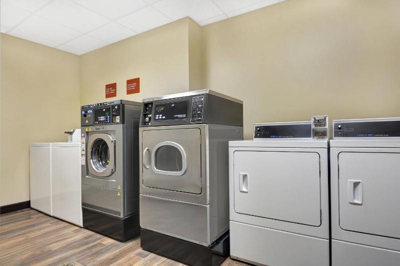 TownePlace Suites by Marriott Sarasota/Bradenton West - image 8