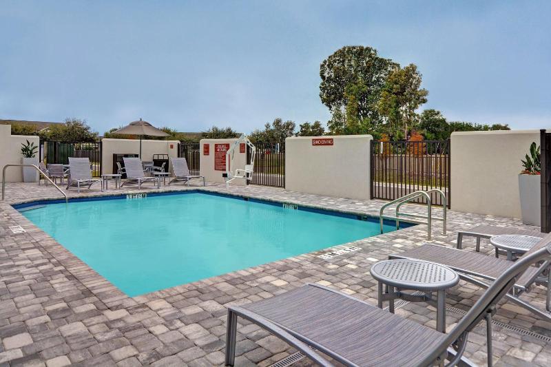 TownePlace Suites by Marriott Sarasota/Bradenton West - image 26