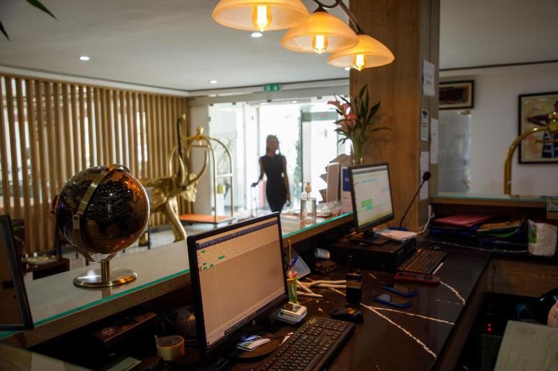 SANA Hotel - image 3