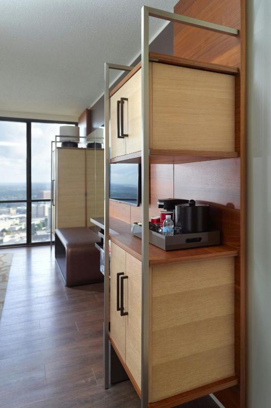 Atlanta Marriott Marquis - image 12