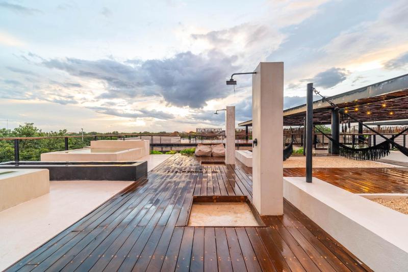 Exclusive Penthouse with Private Plunge Pool and Terrace - image 2
