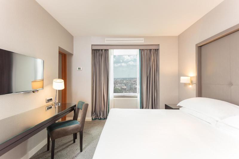 Sheraton Bucharest Hotel - image 12
