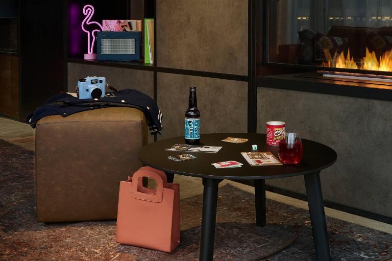 Moxy Southampton - image 7