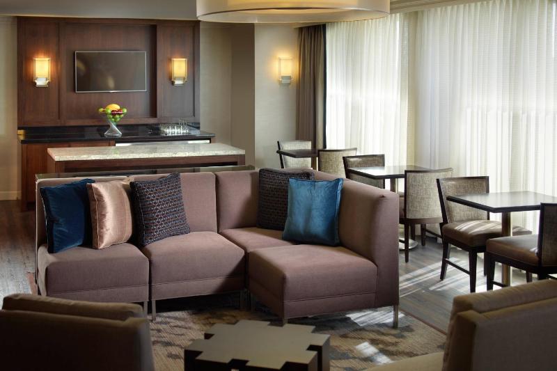King Room - Concierge Level image 2