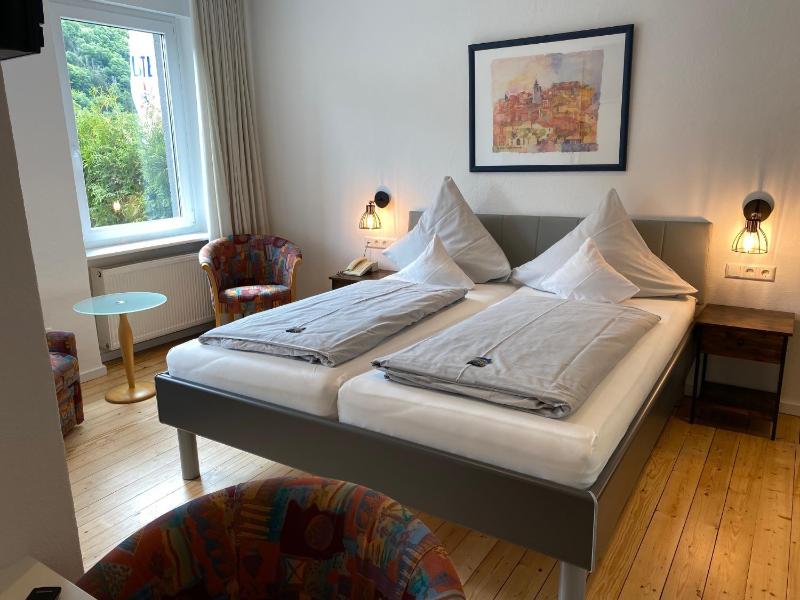 Standard Double Room image 4