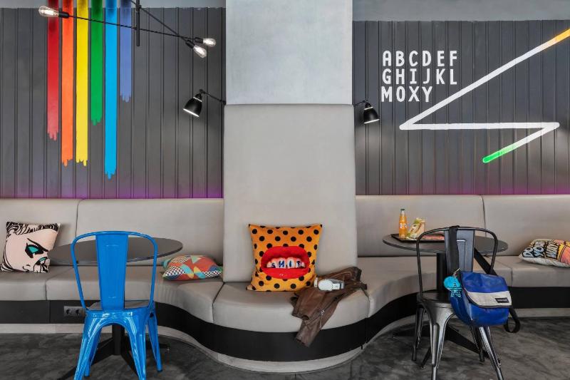 Moxy Bucharest Old Town - image 5
