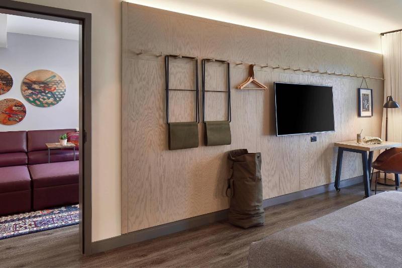 Moxy Atlanta Midtown - image 40