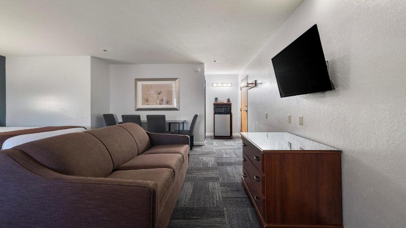 Mini Suite image 3