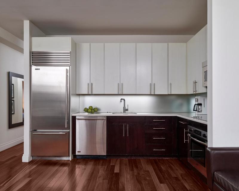 One Bedroom Suite  image 2