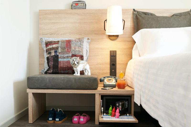 Moxy Twin Standard, Guest room, 2 Twin/Single Bed(s) image 3
