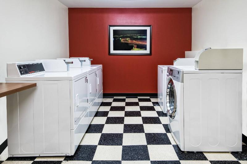 TownePlace Suites by Marriott San Antonio Downtown Riverwalk - image 16