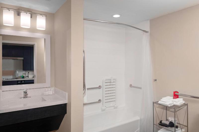 TownePlace Suites by Marriott San Antonio Westover Hills - image 6