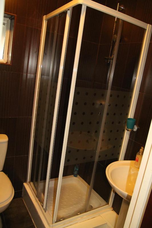 Triple Room image 2