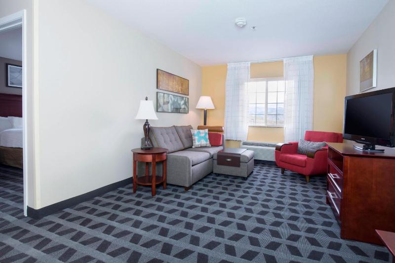 Two-Bedroom Suite image 1