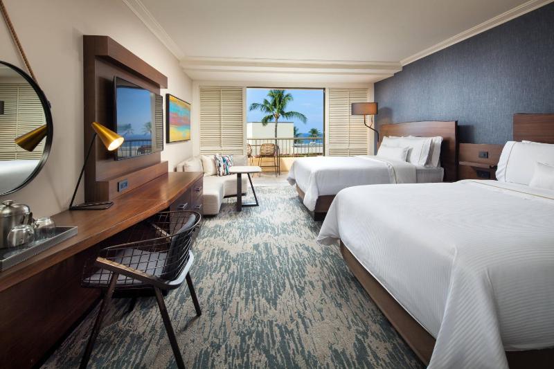 Guest room, 2 Queen, Ocean view, Balcony image 2