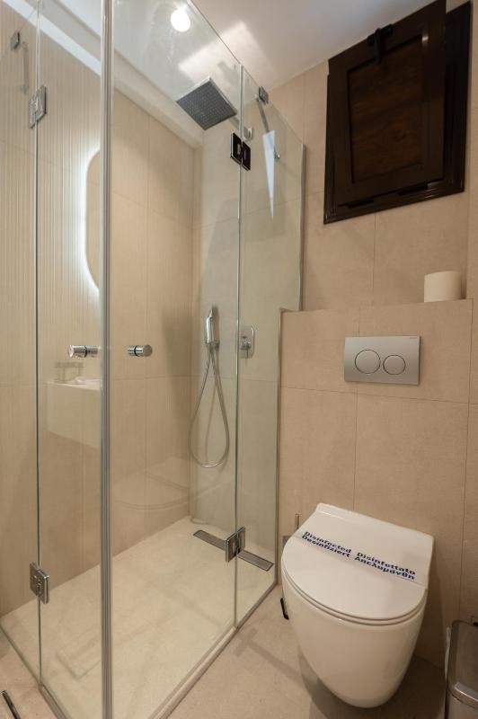 Standard Triple Room image 4