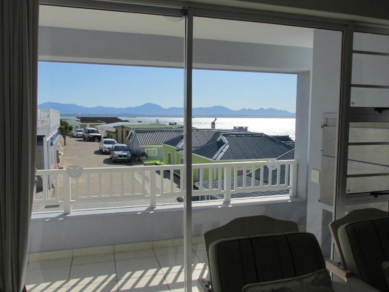Point Village Accommodation - Alista - image 7