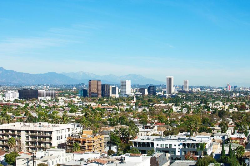 Executive King Room image 3