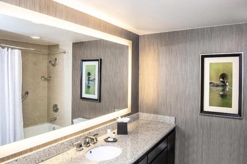 Traditional 2 Beds, Guest room, 2 Double image 4