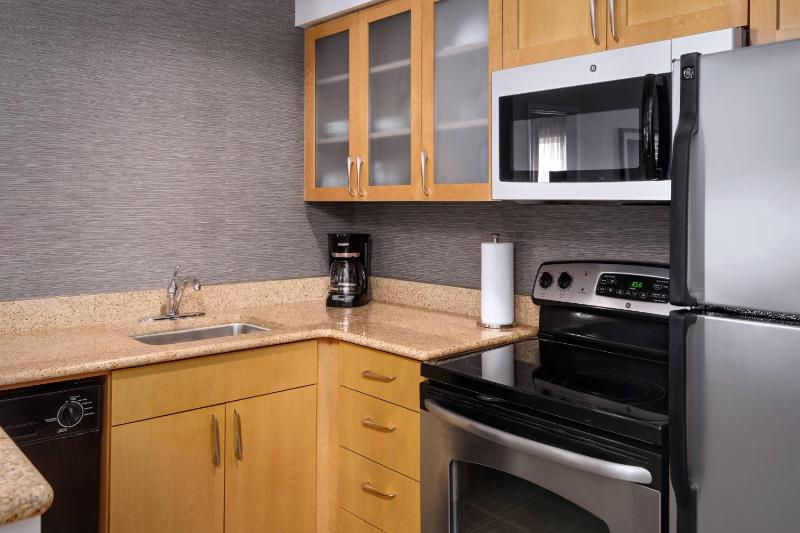 Two-Bedroom Suite image 3