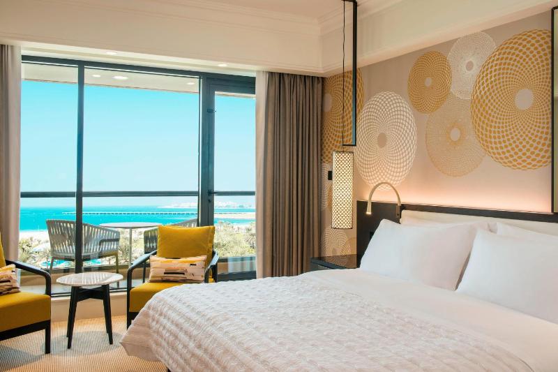 Super Deluxe, Guest room, 1 King, Sea view image 1