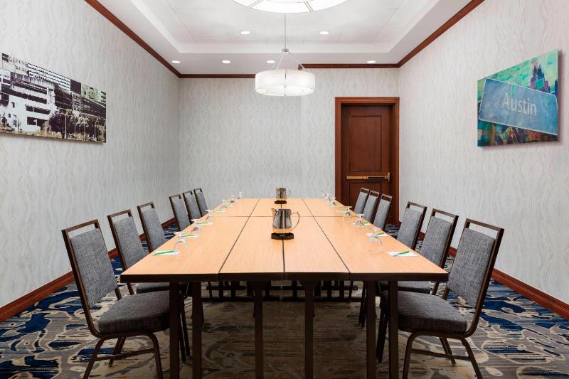 Residence Inn by Marriott Austin Downtown/Convention Center - image 32