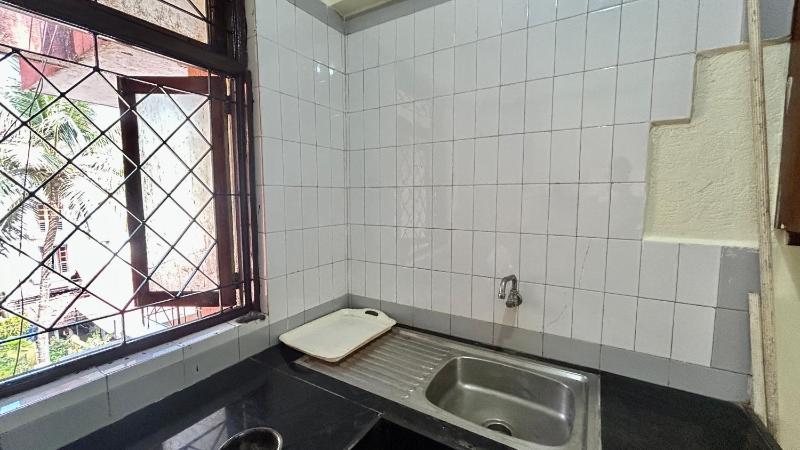 Muffys Service Apartment - image 10