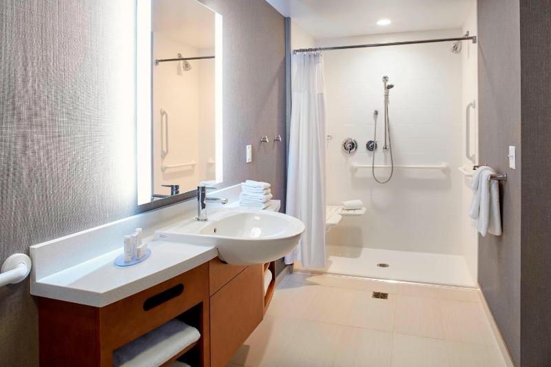 King Suite image 2