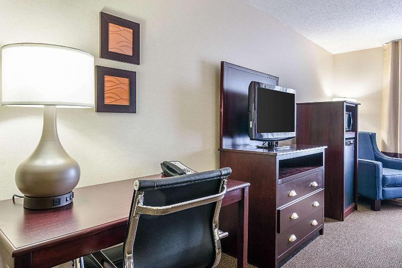 King Room - Non-Smoking image 1